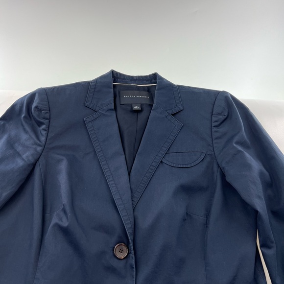 Banana Republic Navy Blazer - Picture 4 of 9